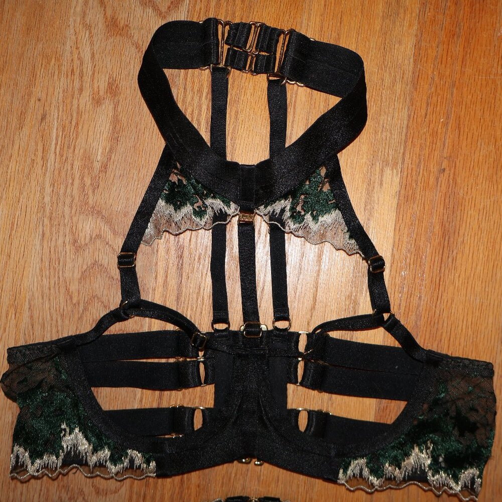 Bordelle Wilde Ouvert Collar Bra Belt Thong Garter SET SS XS green black gold - Picture 4 of 14